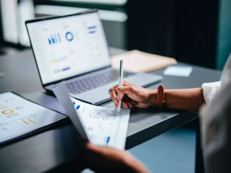 DRE para Loja de Roupas